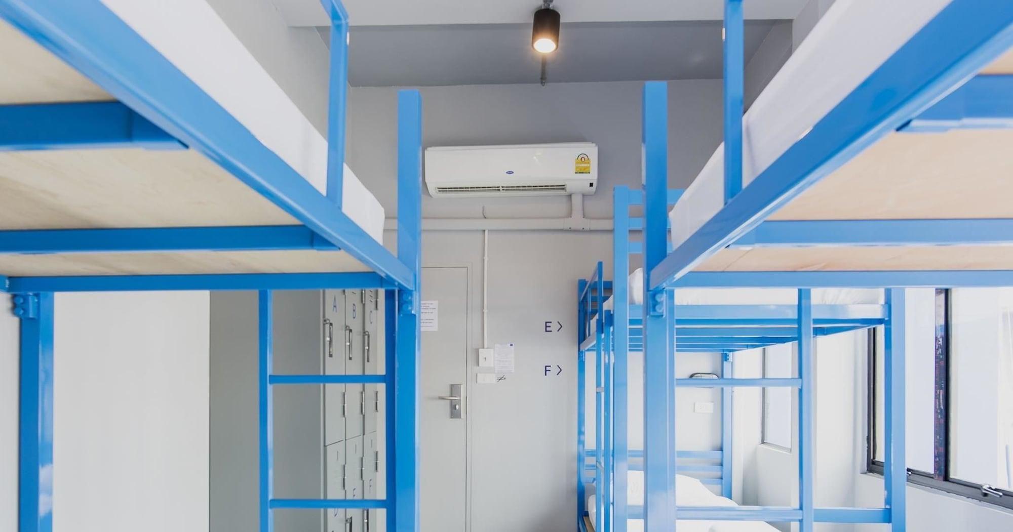 Loftel Station Hostel Бангкок Екстер'єр фото