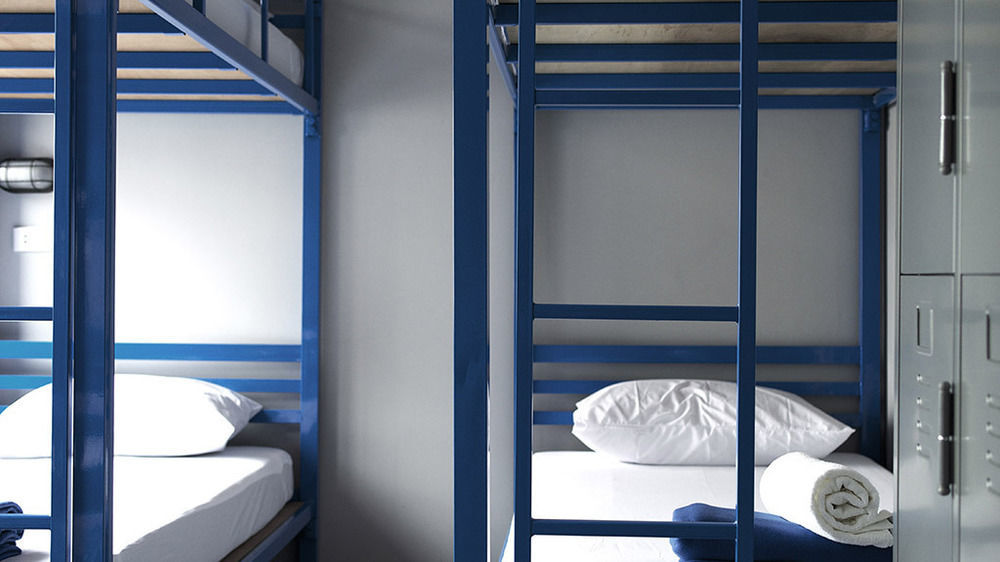 Loftel Station Hostel Бангкок Екстер'єр фото